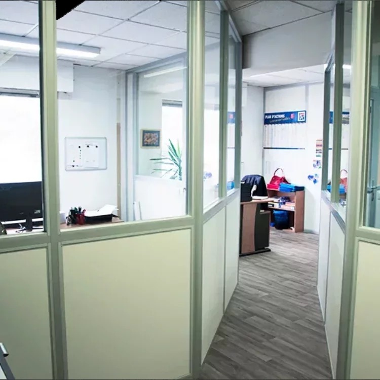 Cloison de bureau